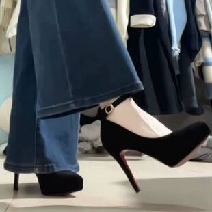 玛丽珍大码法式不掉跟绒面防水台高跟鞋女新款小众红底职业单鞋女