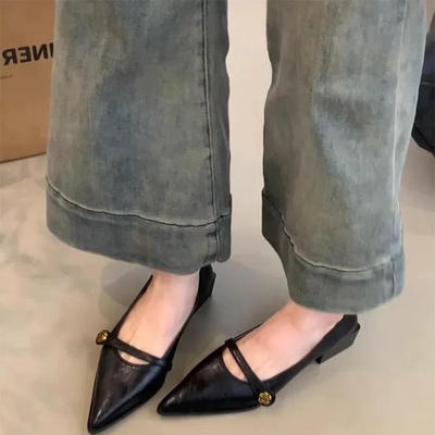 尖头职业黑色高跟鞋女粗跟2025年秋冬新款法式浅口中跟玛丽珍单鞋