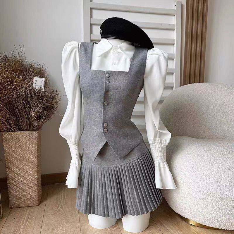 学院风jk制服套装女秋季高级感长袖衬衫马甲高腰百褶裙时尚三件套