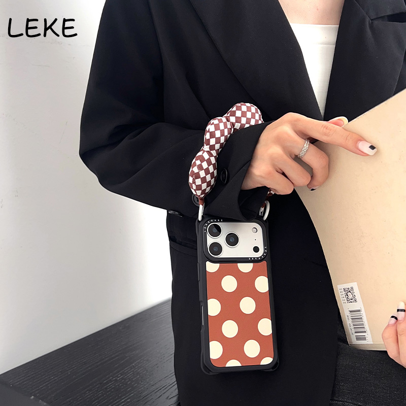 秋冬棕色波点手机壳带挂绳手腕