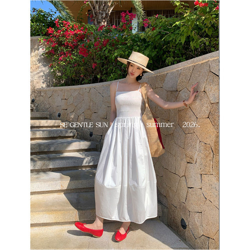 2026春新款韩版高腰优雅吊带连衣裙方领印花纯欲裙子收腰长裙