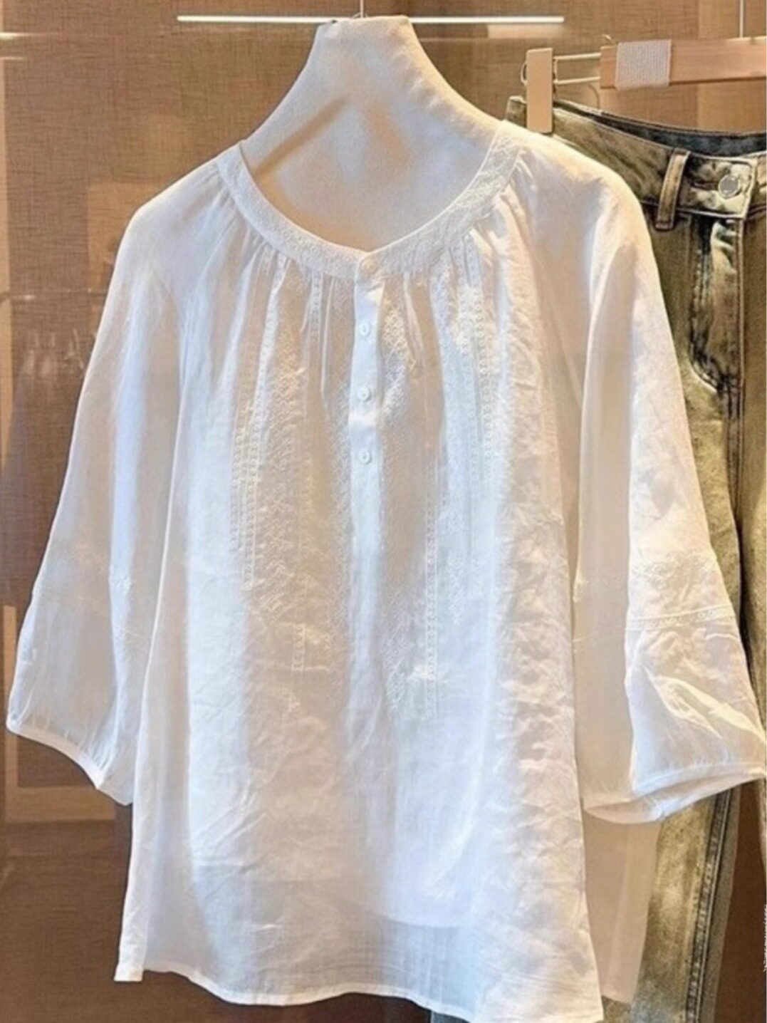 高端苎麻短袖衬衫女夏季宽松显瘦法式复古重工刺绣棉麻T恤衫上衣图片