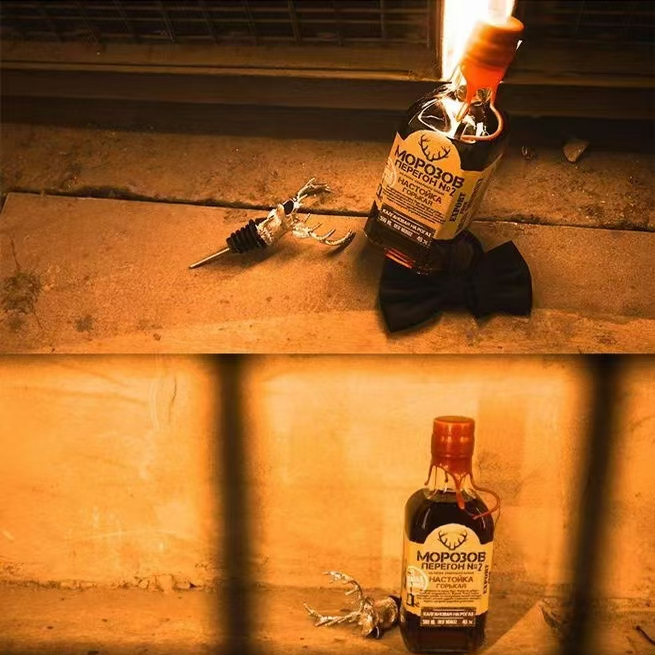 莫洛佐夫牌升华蔓越莓聚会酒吧女