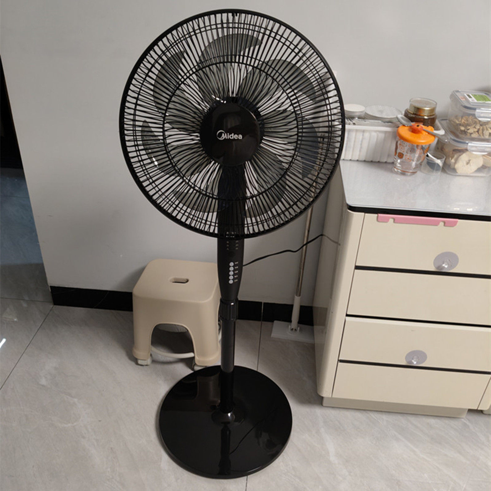 美的电风扇家用落地扇强力七叶音轻定时节能工业遥控卧室立式风扇
