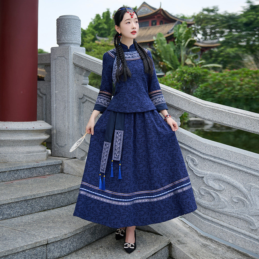 2025秋冬季提花棉绣花复古二件套