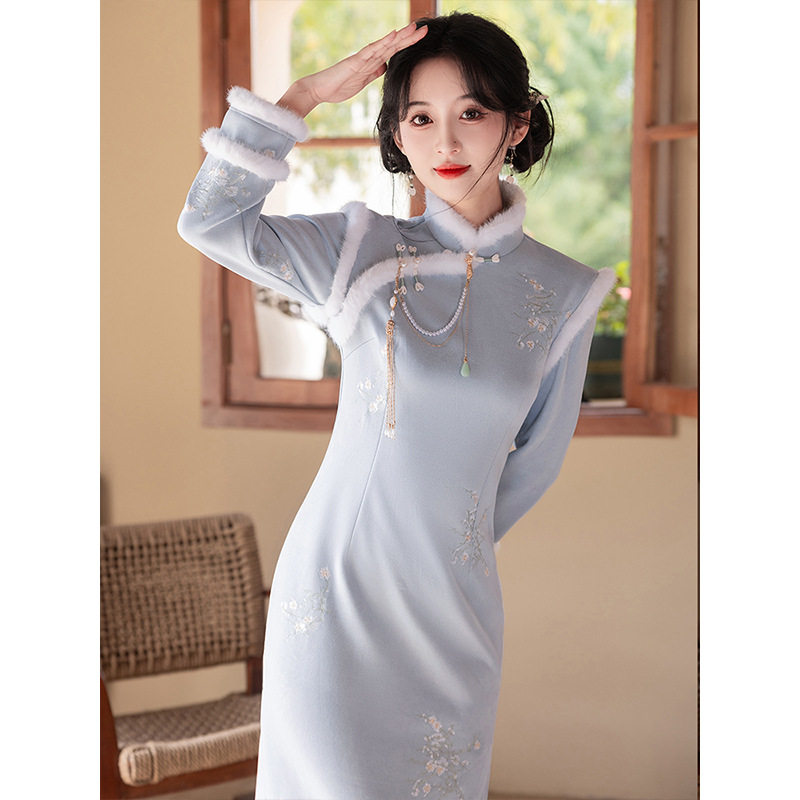 素雅复古麂皮绒旗袍新款改良年轻款加厚新中式日常连衣裙