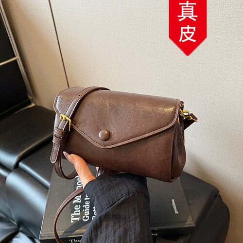 香港品牌时尚简约真皮小方包