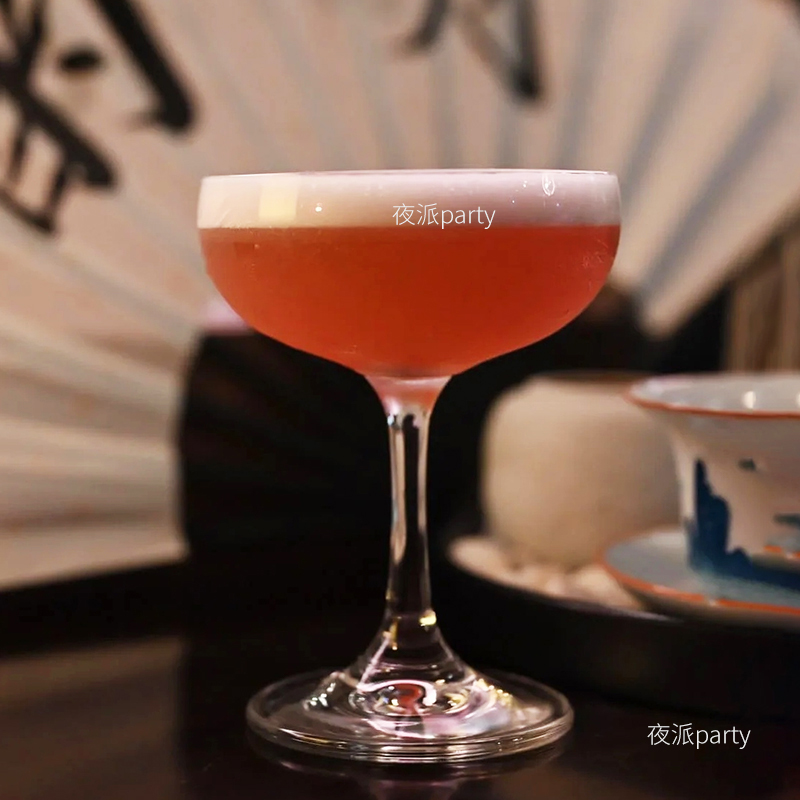 高亮水晶玻璃古典马天尼杯复古鸡尾酒杯碟形香槟杯咖啡塔杯高颜值