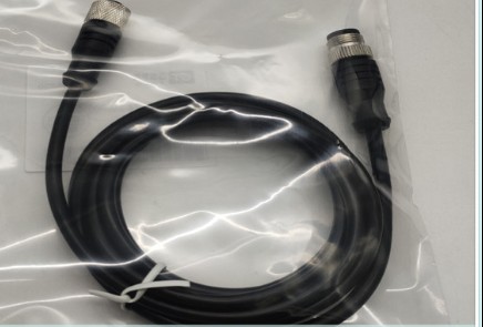 EK3EZ3-2M/P00 EK3EZ3-5M/P00 EK3EZ3-10M/P00全新公母头连接线