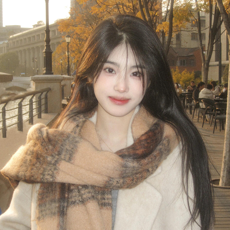 复古学院风咖啡色围巾