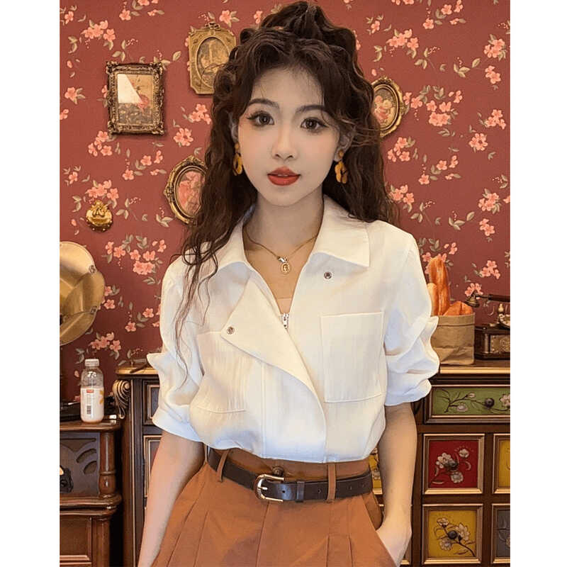 小妍港味复古白色短袖衬衫女夏季休闲衬衣宽松显瘦气质设计感上衣