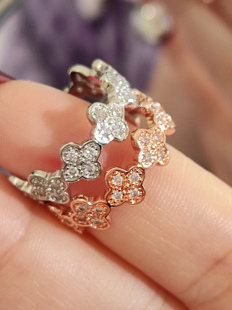 18K玫瑰金十字花高碳钻石戒指女 ins轻奢仿真白金四叶草钻戒排戒