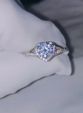 18k金爱心高碳钻石钻戒指环戒指