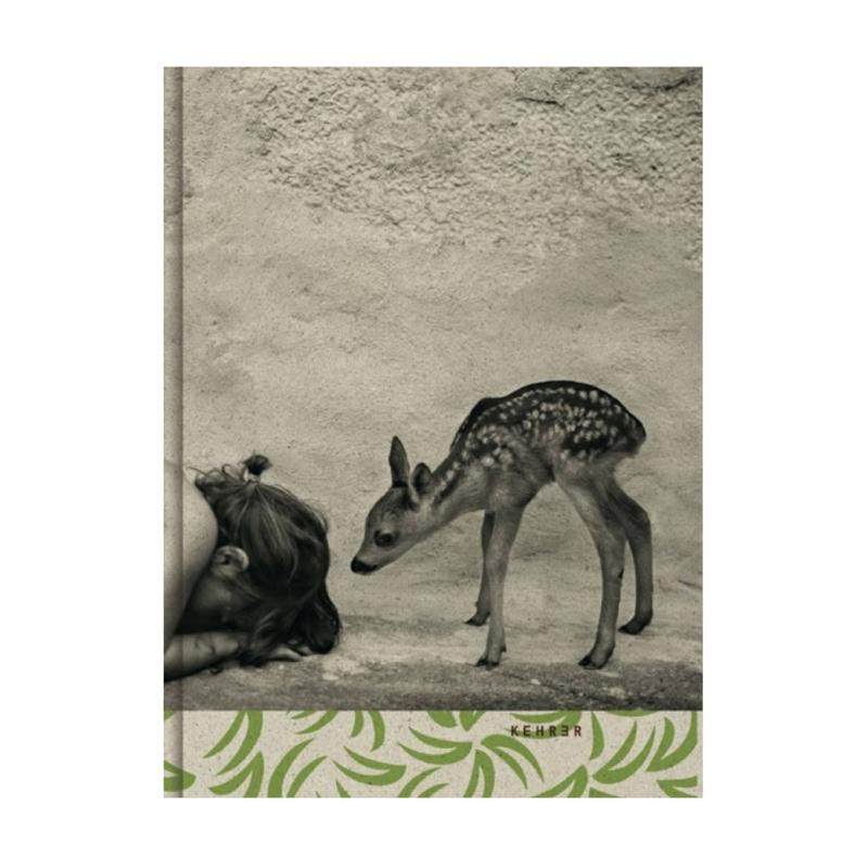 预售 Alain Laboile Summer of the Fawn 法国摄影师阿兰拉波勒作品集 家庭摄影集 《小鹿的夏天》摄影集 华源时空,书籍/杂志/报纸,艺术类原版书,淘宝优惠券,粉丝福利购,淘宝优惠卷