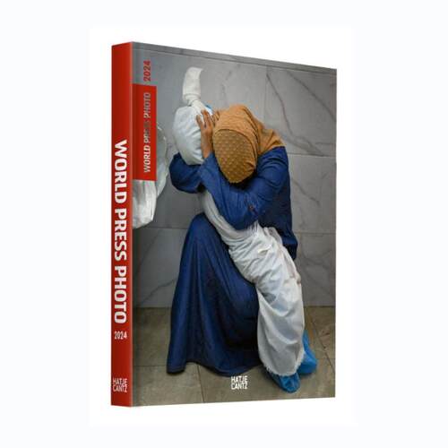 预售 荷赛奖2024 World Press Photo Yearbook 2024 英文原版摄影集艺术图书籍 摄影画册 华源时空 Hatje Cantz