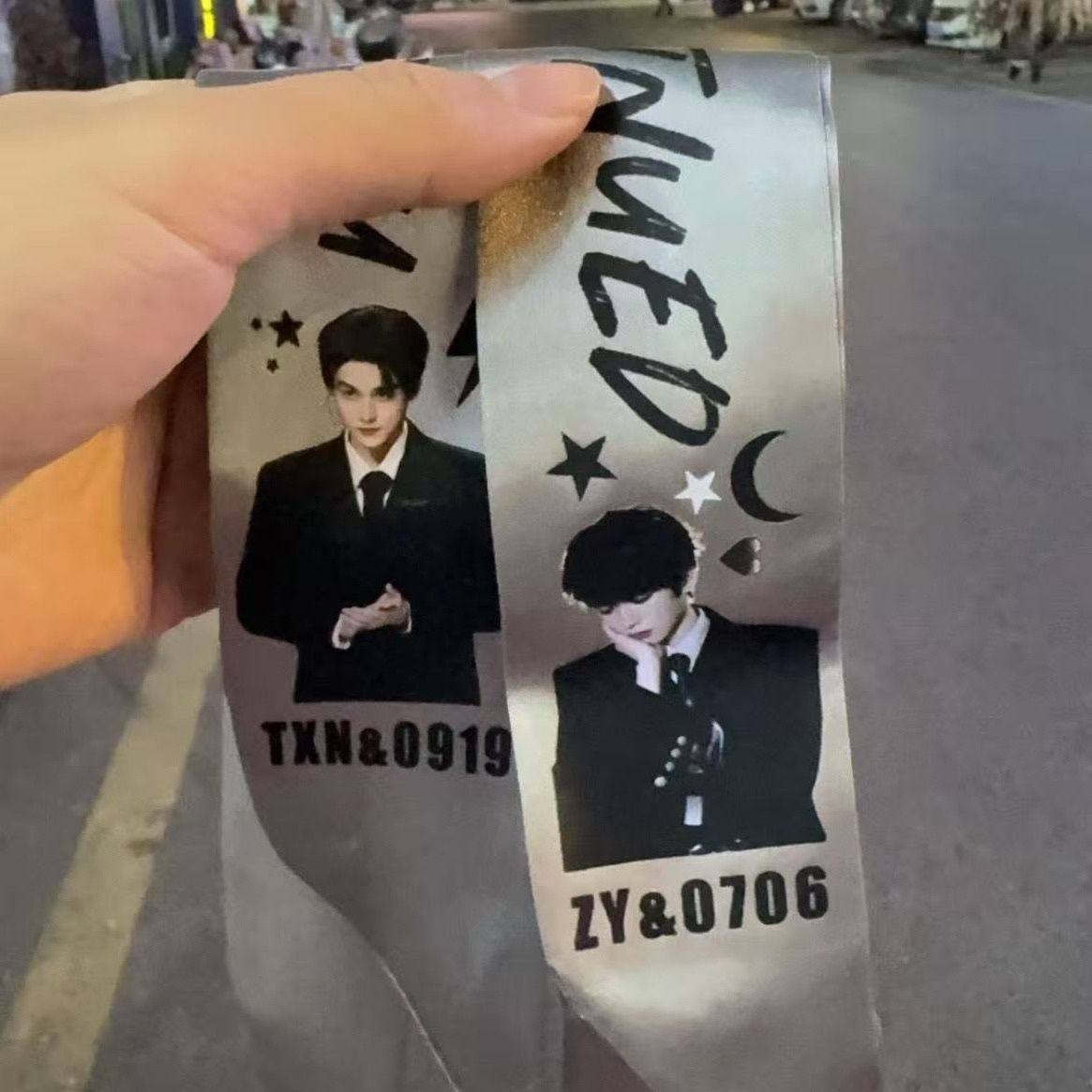 抖音网红款雷朋丝巾田栩宁梓渝包包丝巾演唱会生日应援烫画丝巾,纺织面料/辅料/配套,烫画/烫图/烫钻,淘宝优惠券,粉丝福利购,淘宝优惠卷