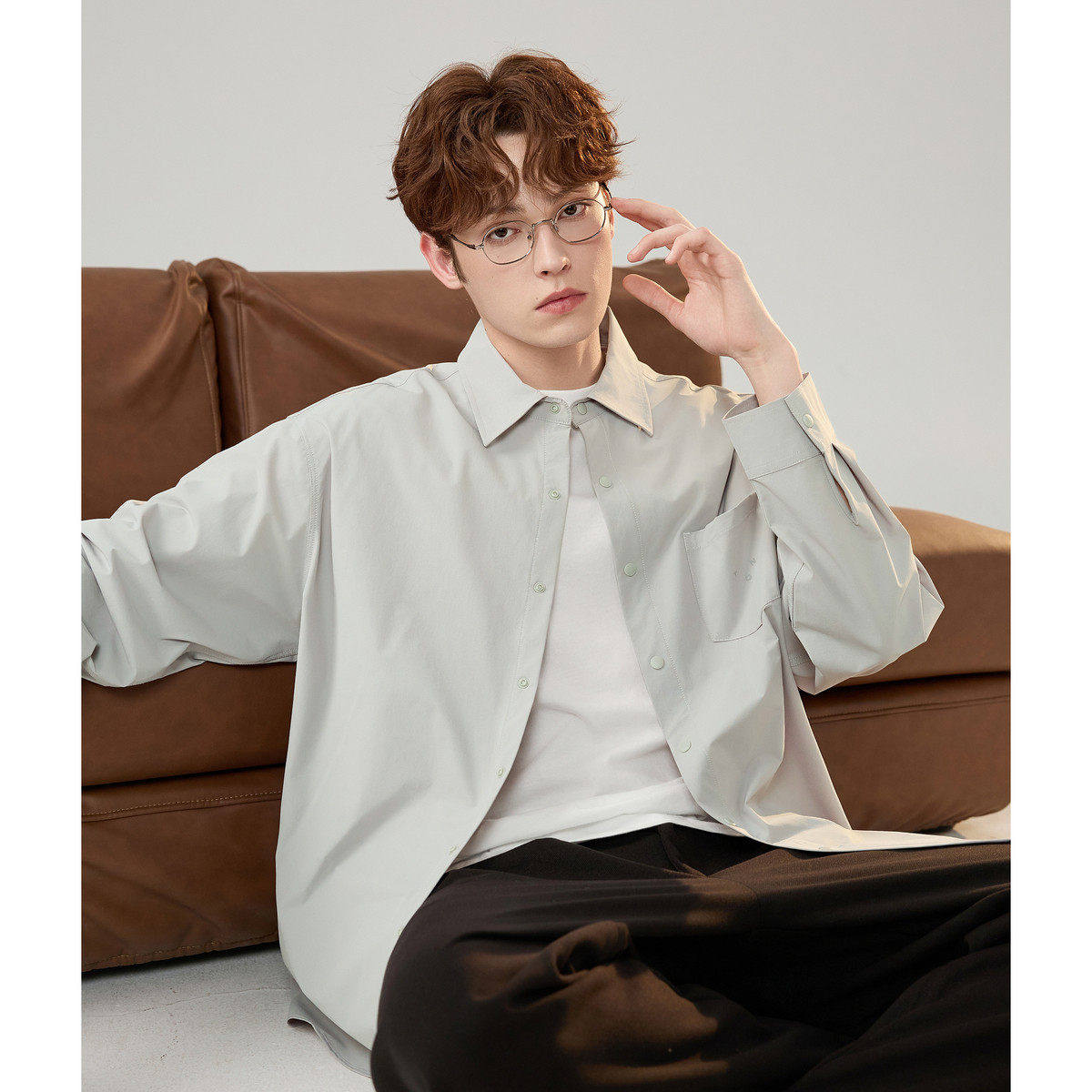 唐狮2026春季新款长袖衬衫男休闲简约通勤穿搭时尚内搭衬衫外套