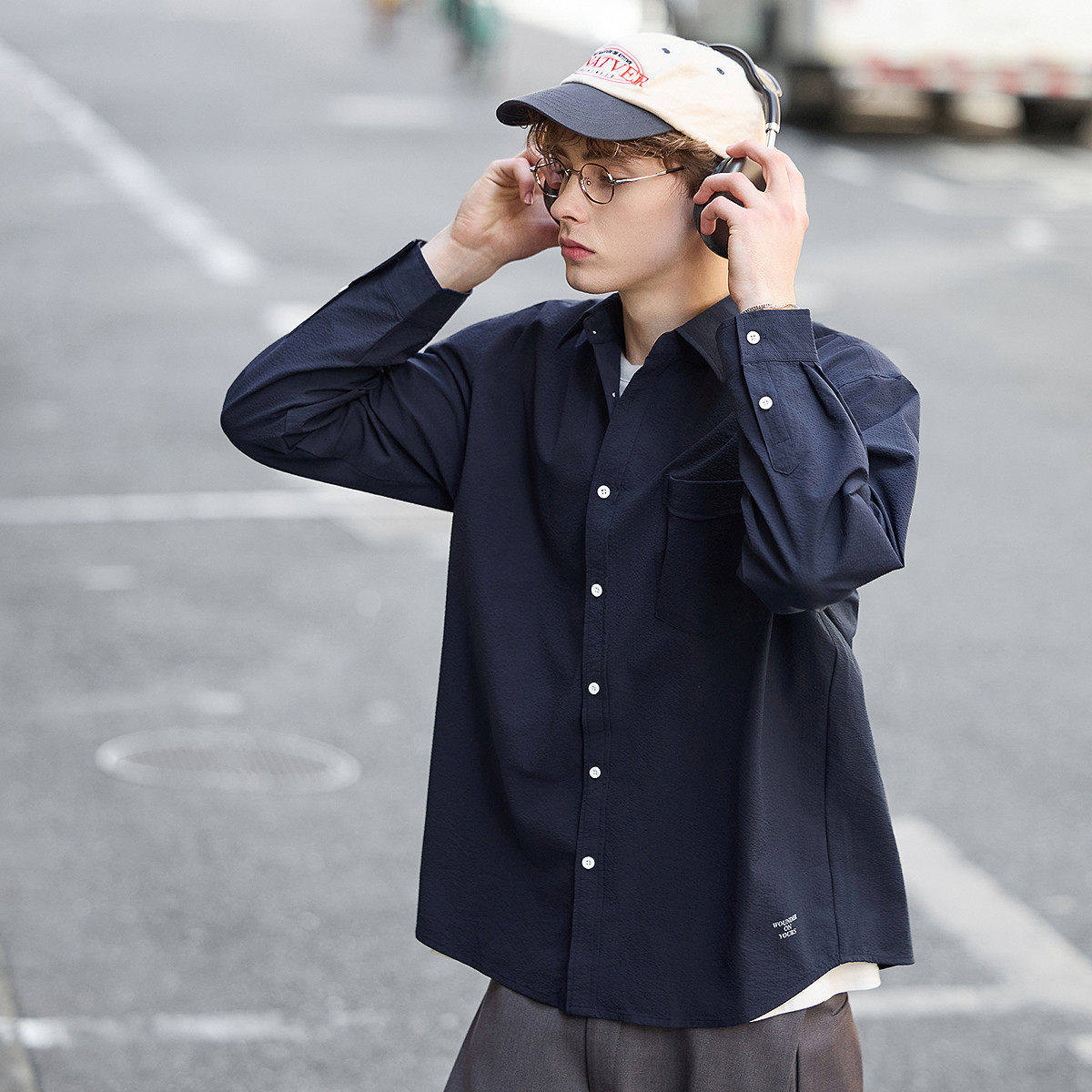 唐狮2026秋季男款长袖衬衫翻领泡泡纱纯色薄款衬衫休闲时尚通勤风