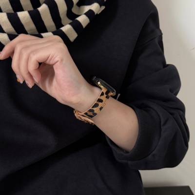 秋冬豹纹翻毛皮质applewatch11表带适用S10苹果手表带iwatchs98se