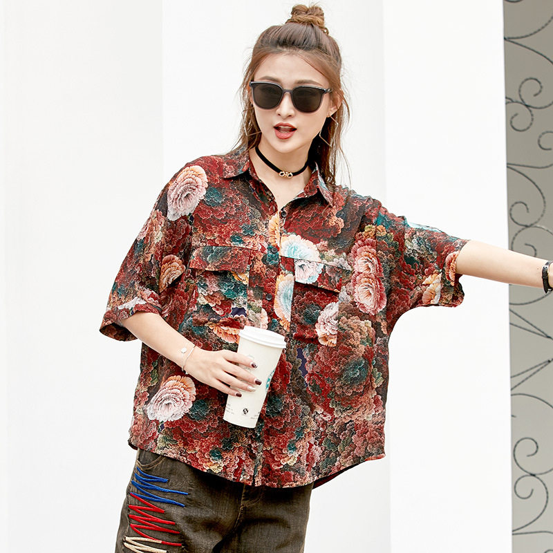 碎花印花衬衫2019夏季新款中袖潮流女式衬衫宽松角袖潮牌女装|msdalam kategori Butik wanita / wanita, shirt - dari Buy2taobao.com untuk memberikan perkhidmatan ejen Taobao profesional membeli