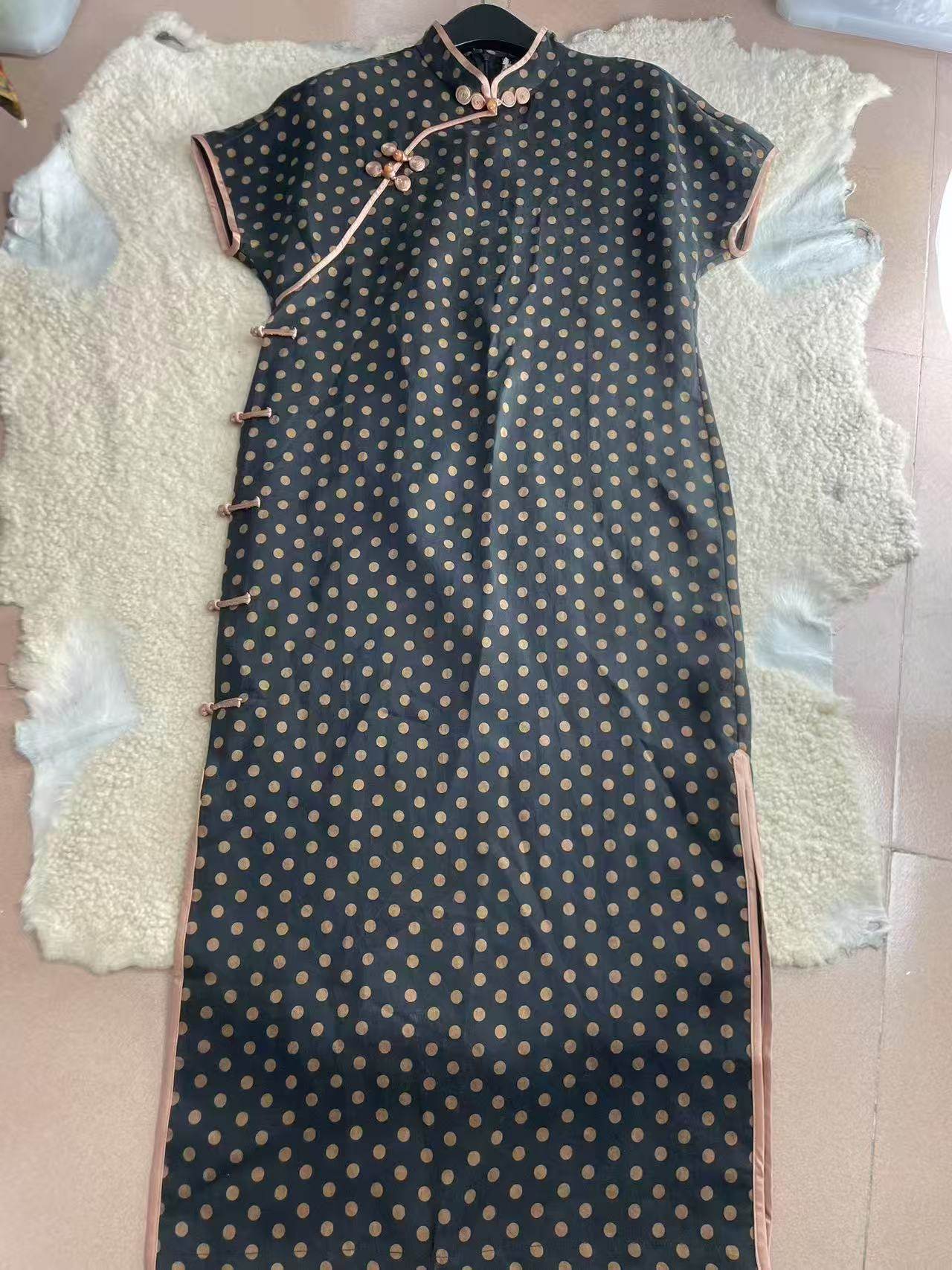 高端定制100真丝香云纱波点旗袍连衣裙女轻奢新中式复古手工盘扣