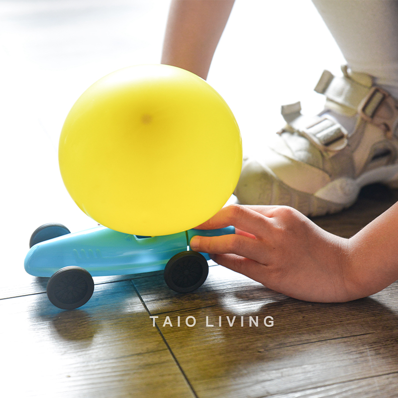 会起飞的小赛车 德国制复古创意玩具气球吹气汽车模型Blechfabrik