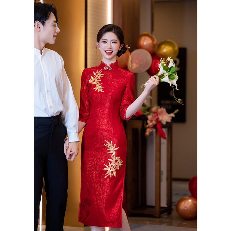 红色竹叶旗袍长袖敬酒服新娘年轻款新中式订婚礼服裙结婚回门便装