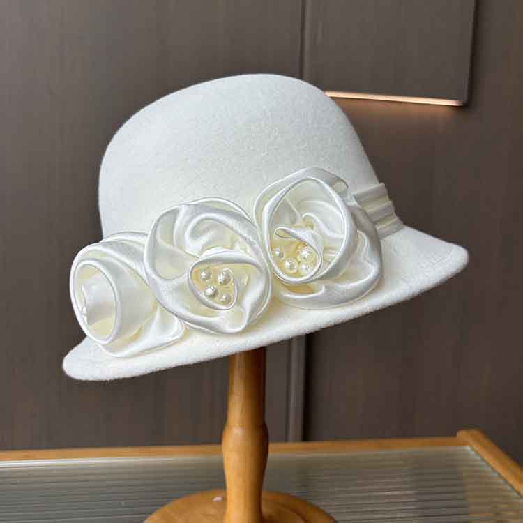 盆帽出游时尚优雅秋冬花朵