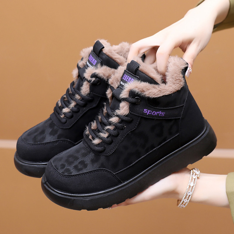 2025冬季新款厚底加绒加厚雪地靴防滑厚底女棉鞋时尚休闲保暖短靴,女鞋,时尚雪地靴,淘宝优惠券,粉丝福利购,淘宝优惠卷
