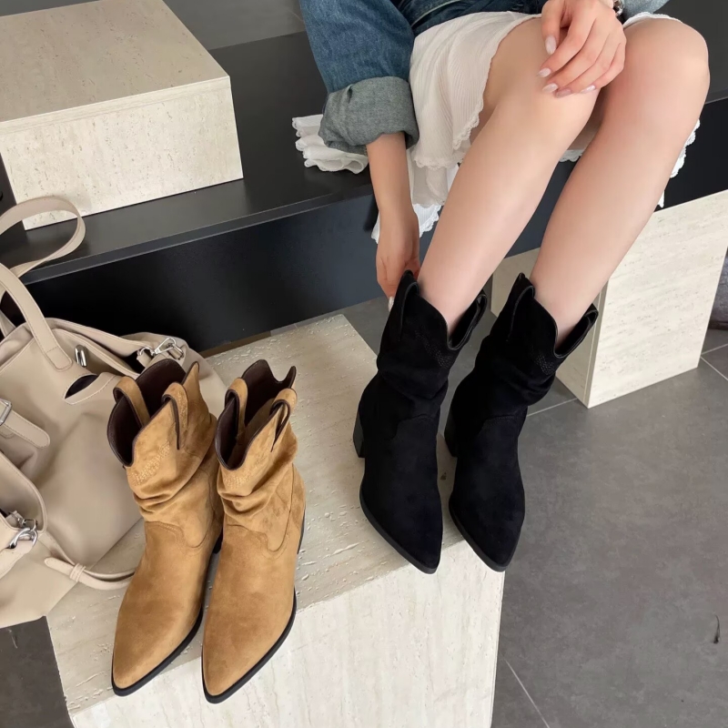 专柜商场撤柜断码粗跟尖头时尚西部靴堆堆靴短靴女KM255306-5A
