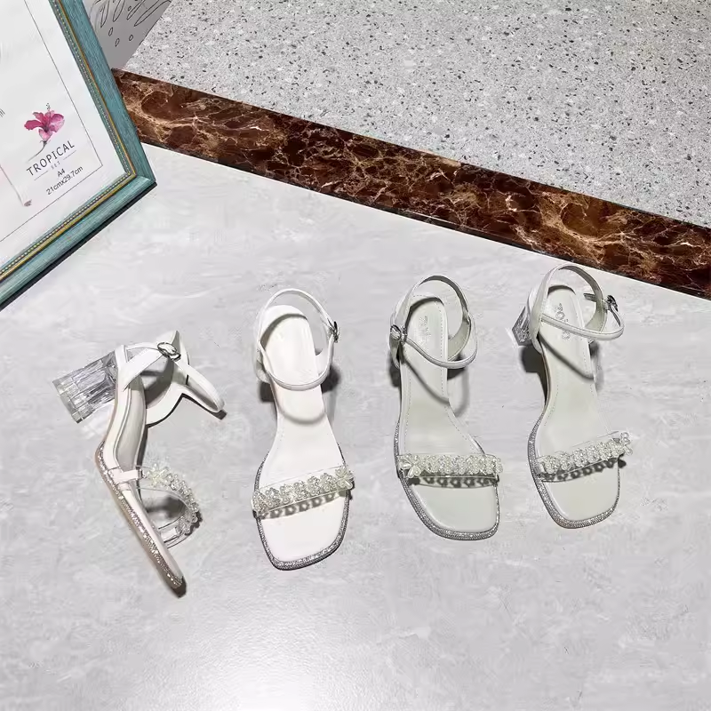 商场撤柜断码细跟高跟时尚气质一字扣带露趾凉鞋女KL252216-6A