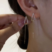 简约设计感小众长款 百搭水滴耳线圆脸显瘦2023新款 耳环高级感女潮