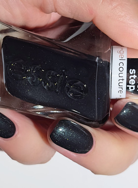 Essie微光疗指甲油390 Black Diamond深邃纯黑基底细腻银蓝绿偏光
