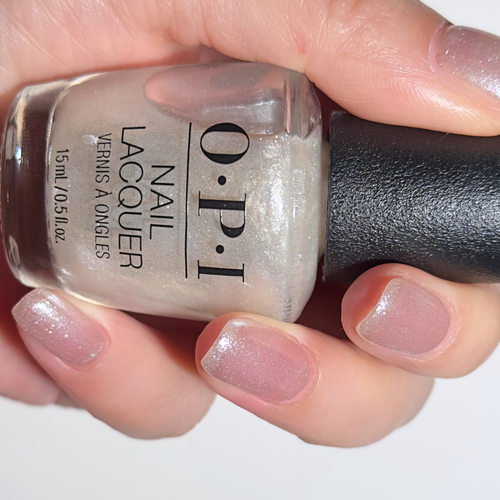 美国OPI指甲油 七彩闪亮贝壳珍珠白 A36 Happy Anniversary