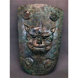 古代防御兵器战国铜盾牌影视道具高47厘米 ,宽32厘米 ,重7.6斤