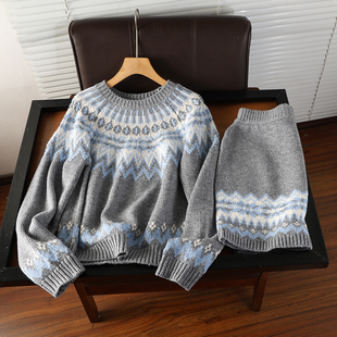 柜一套上千羊毛混纺费尔岛提花圆领套头毛衣 提花半身裙女ah1114