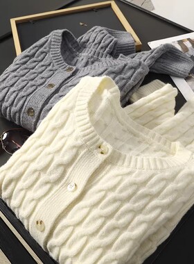 2026春季 复古麻花绞花羊毛混纺圆领针织开衫毛衣短外套女xg302