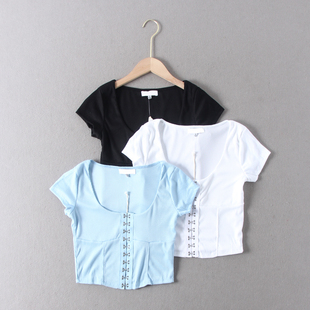 出老美单!美式辣妹装短款露脐胸前单排挂钩短袖修身套头T恤