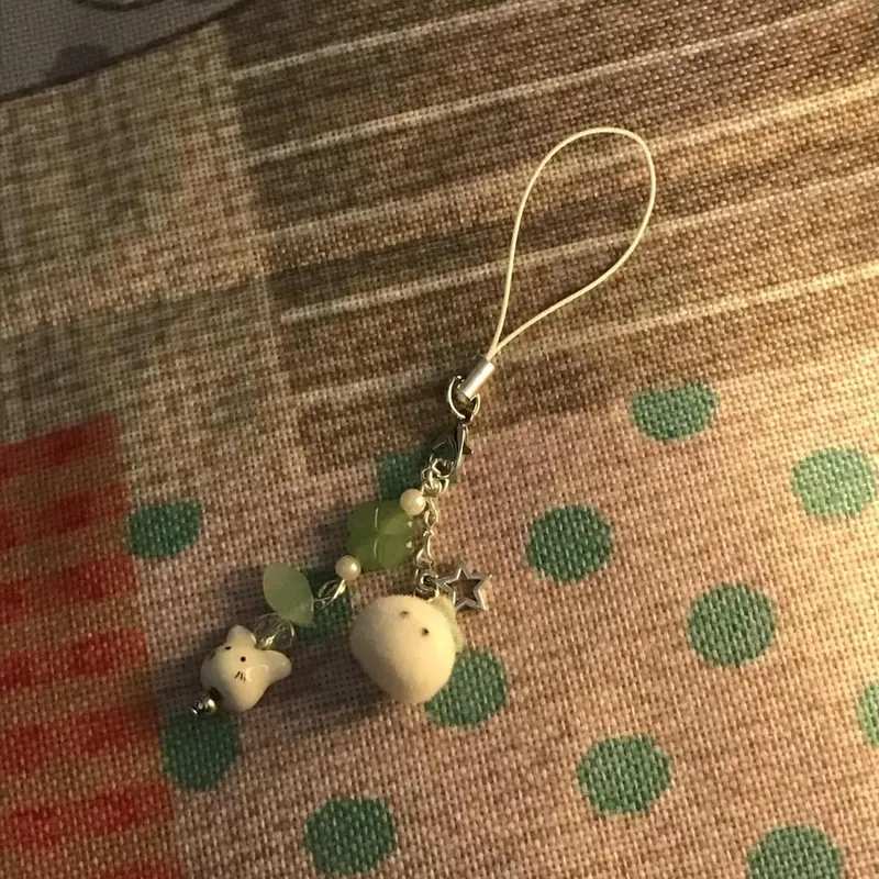 【绿芽小兔子】ccd挂绳手作串珠自制心ins手机链可爱咕挂件链