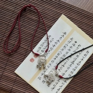 本命年红绳平安一步一响编绳项链项饰闺蜜款 同款 中式