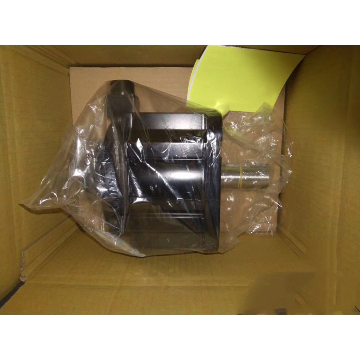 伺服电机YASKAWA_SGMGV-44ADA-TW11_4.4KW 28.4N*m 32.8A 200V