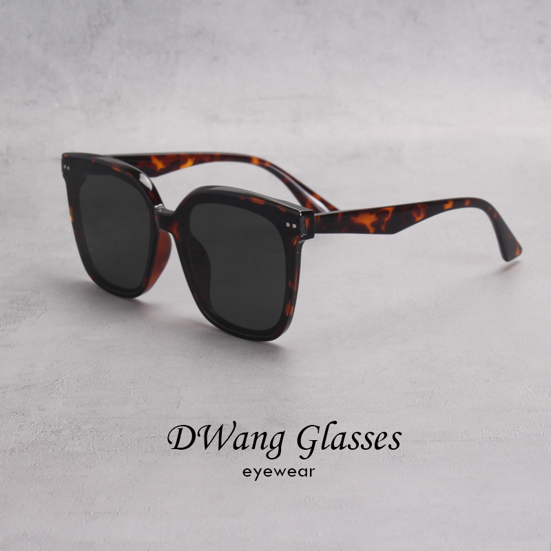 韩版TR超轻大框墨镜男明星同款太阳镜遮脸防紫外线圆脸女平面镜片