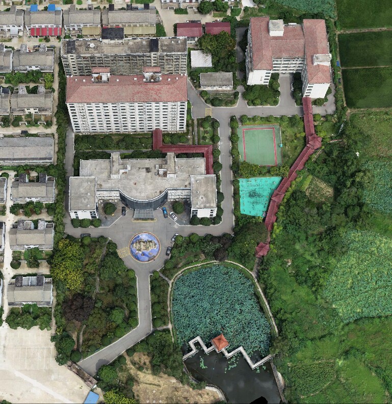 4月10日鄂州市管理公司房屋建（构）筑物、土地使用权，机器设备及电子设备网络拍卖公告