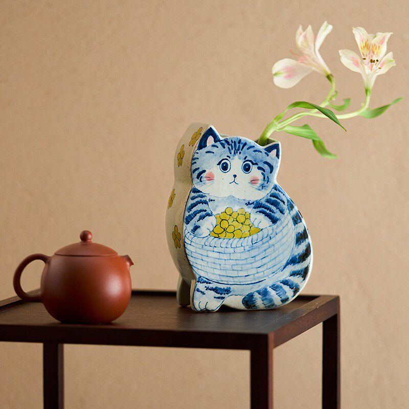 招财猫创意小众可爱猫咪花瓶复古景德镇陶瓷水培花瓶客厅装饰摆件