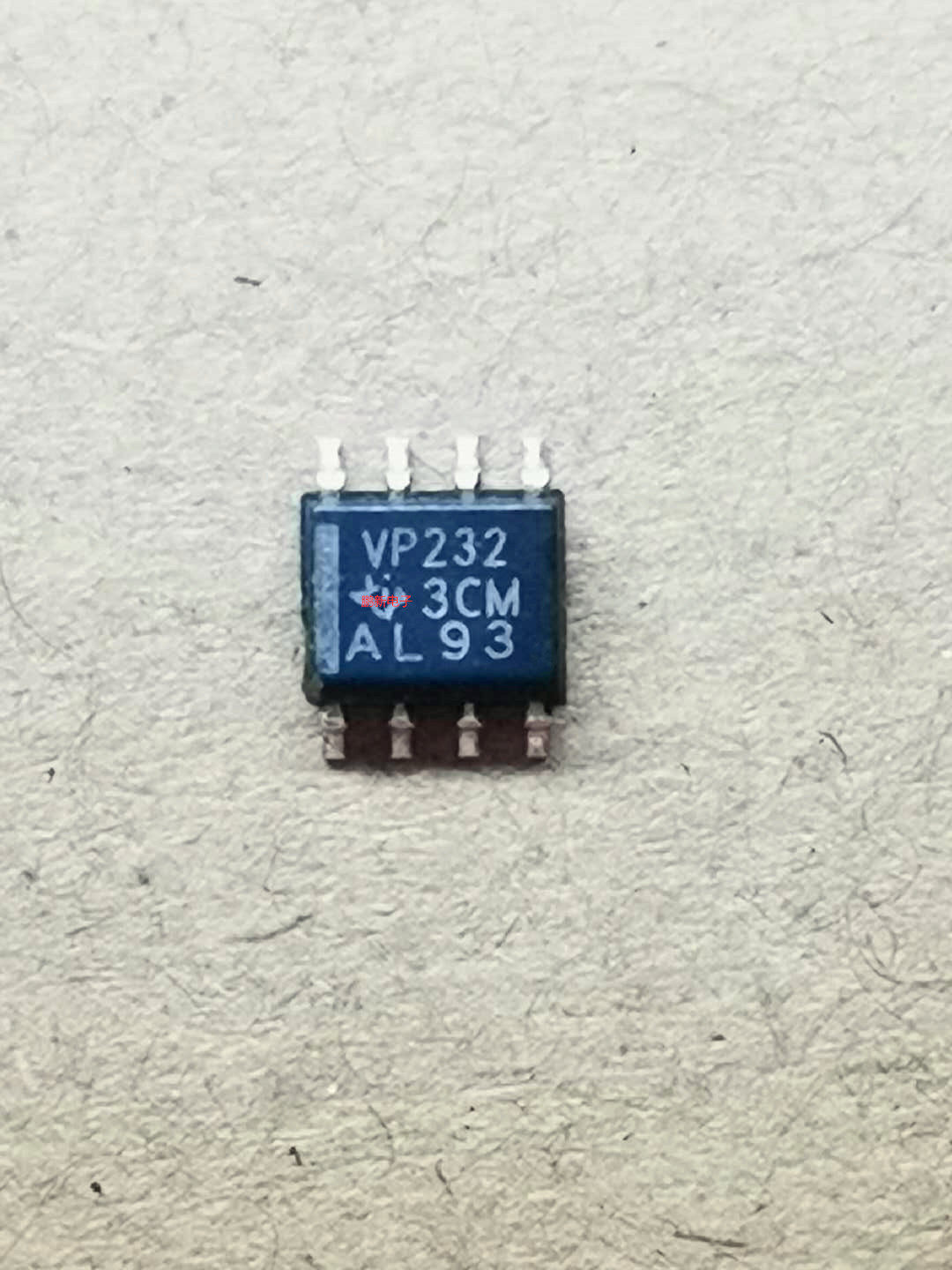 集成IC电路芯片SN65HVD232DR SN65HVD232D 丝印 VP232 SOP8