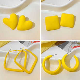 心形耳钉网红同款 夏季 耳圈耳饰 爆款 黄色系几何方形耳环女2024新款