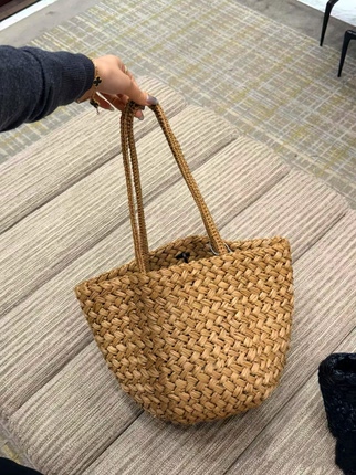 包包女2026新款春夏拉菲草编腋下包菜篮子手提单肩度假沙滩托特包