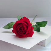 红玫瑰花仿真花干花束jk拍照情人节绢花客厅餐桌摆设新年装 饰假花