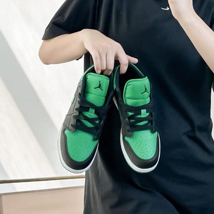 Air Jordan 1 Low AJ1 男女情侣黑绿低帮复古篮球鞋 553560-065