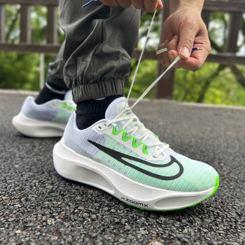 耐克ZoomFly5男跑鞋ZOOMX
